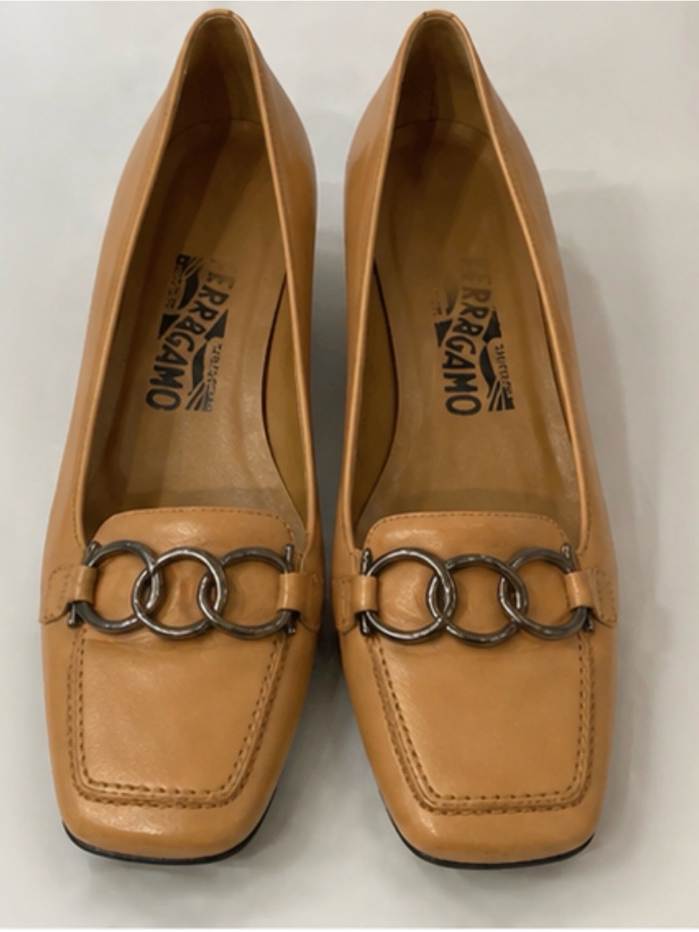 Salvatore Ferragamo Tan Leather Loafers  Authentic Size 7.5 B
